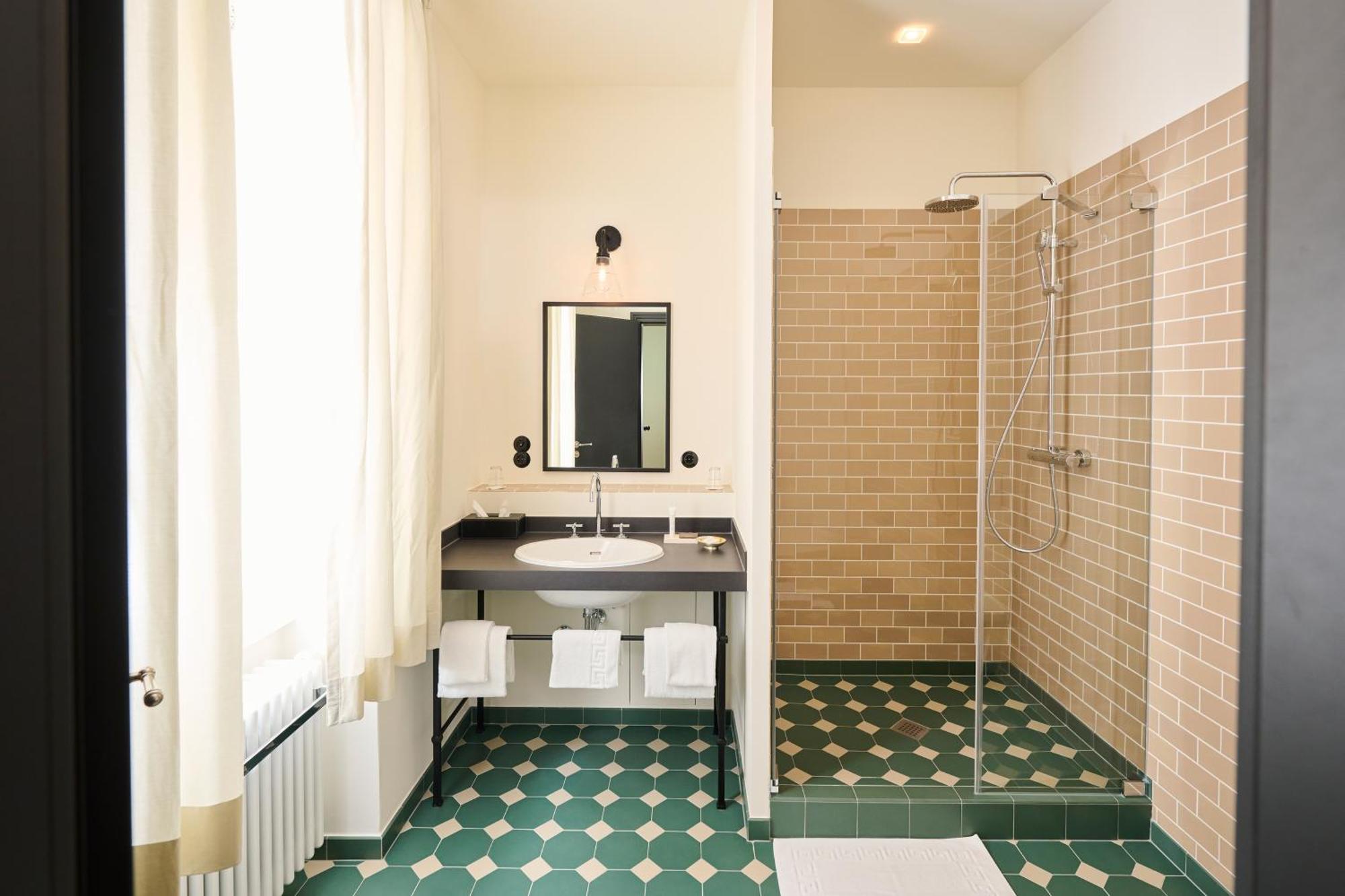 Winzerhof Ross & Rose Hotel Trechtingshausen Bagian luar foto