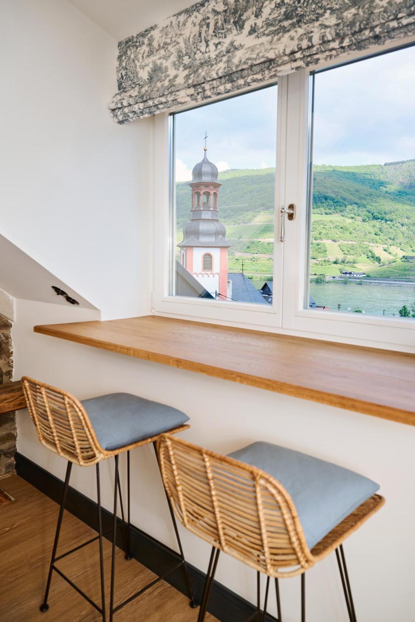 Winzerhof Ross & Rose Hotel Trechtingshausen Bagian luar foto