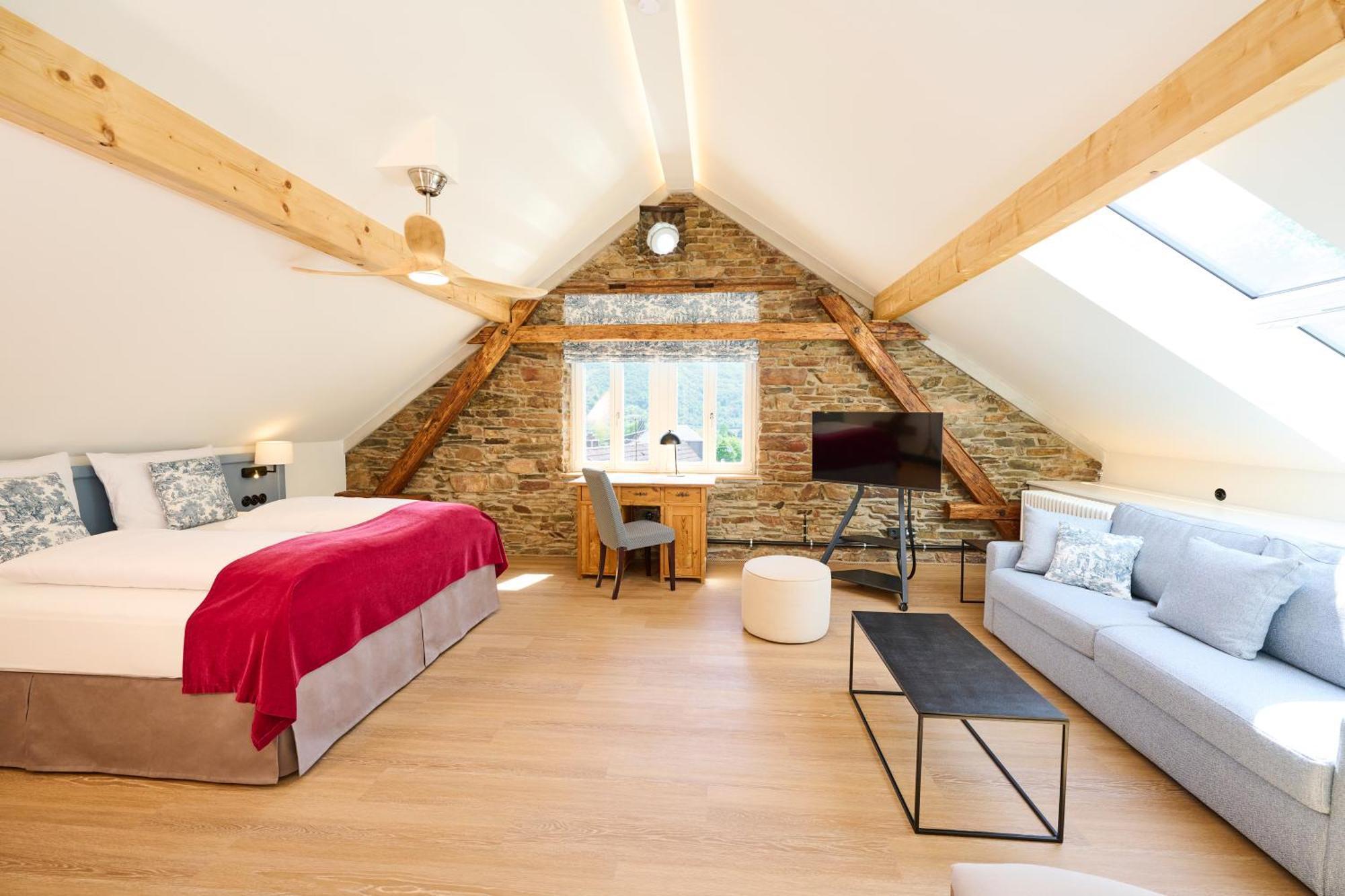Winzerhof Ross & Rose Hotel Trechtingshausen Bagian luar foto