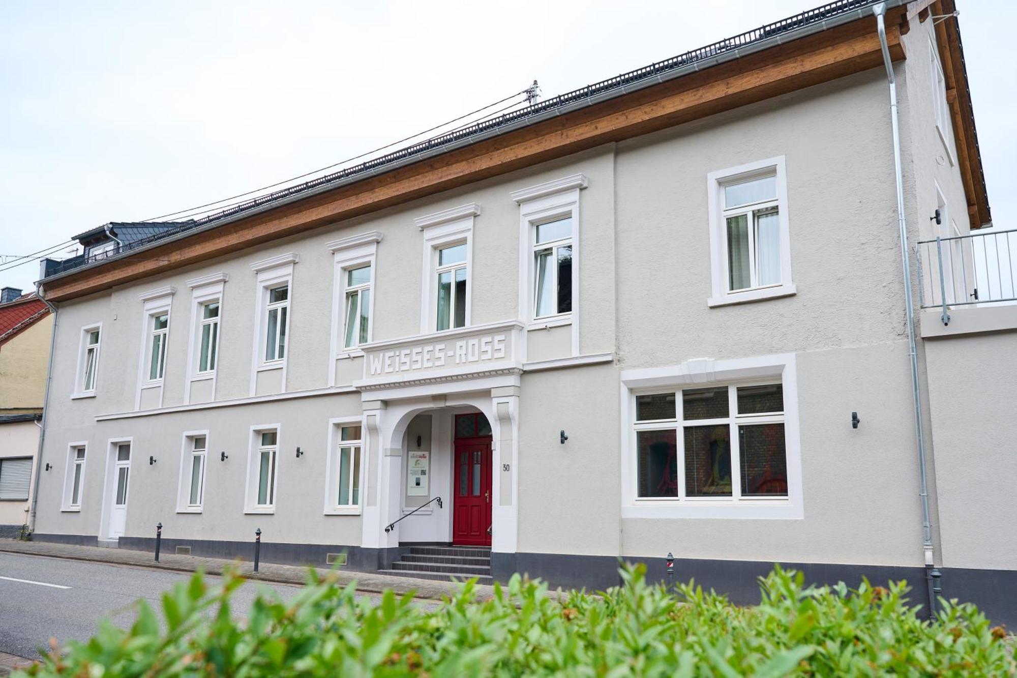 Winzerhof Ross & Rose Hotel Trechtingshausen Bagian luar foto
